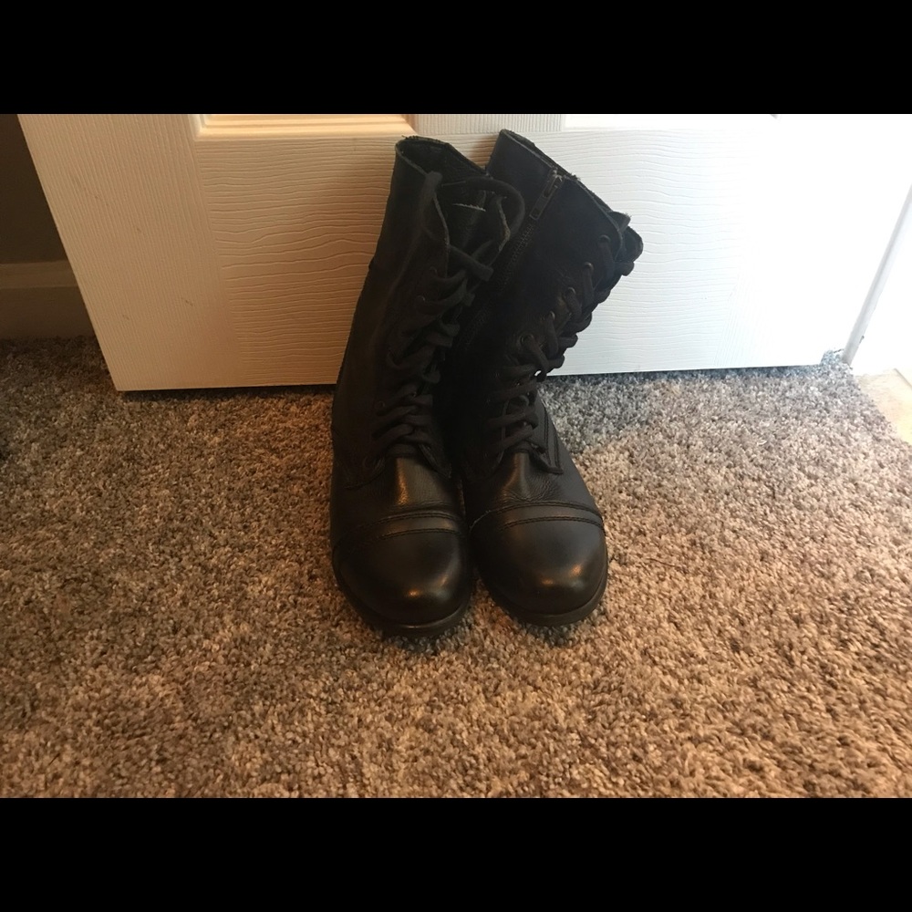 Steve Madden boots